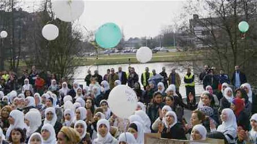 Rapport: discriminatie van moslims in Europa, over keuzevrijheid en vooroordelen