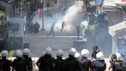 Turkije moet stoppen met buitensporig geweld en de balans van gewonden bekendmaken