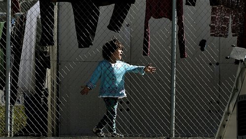 Griekenland: Vluchtelingen vastgehouden in ellendige omstandigheden