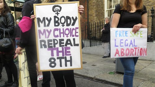 VN stelt strenge Ierse abortuswet aan de kaak