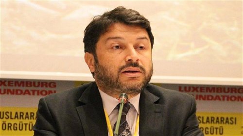 Turkse Amnesty-voorzitter blijft in voorhechtenis