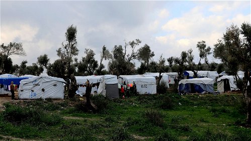 EU: rechtbank wil asielzoekers van Griekse eilanden