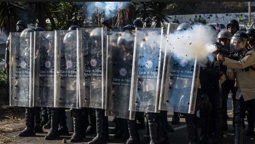 Internationaal rechtssysteem moet kordaat reageren op misdaden tegen de mensheid in Venezuela