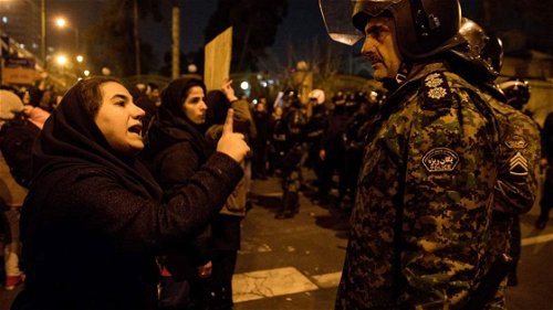 Iran gebruikt onwettig geweld tegen demonstranten