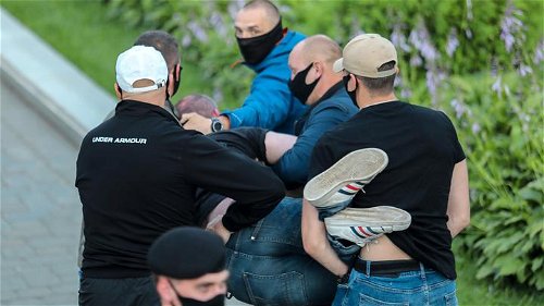 Autoriteiten Wit-Rusland moeten rechten demonstranten garanderen