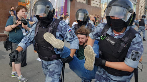 Rusland holt demonstratierecht steeds verder uit