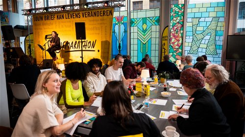 Schrijfmarathon Kick-off: het grootste mensenrechtenevenement van Vlaanderen is terug