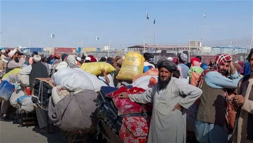 Pakistan: besluit om Afghaanse vluchtelingen gedwongen terug te sturen moet onmiddellijk worden ingetrokken