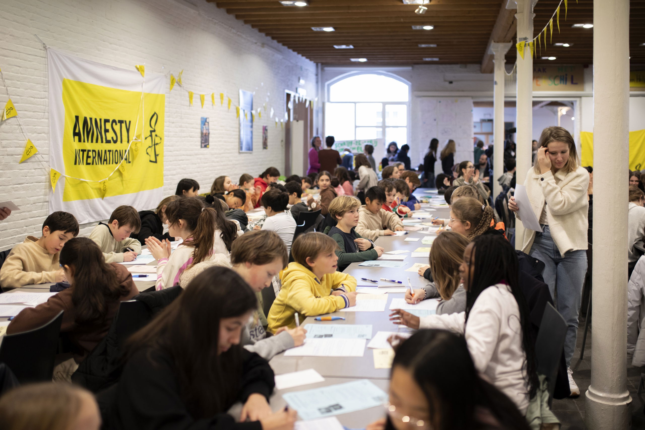 Schrijf-ze-VRIJdag 2024: 160.000 Leerlingen Schrijven Brieven Tegen ...